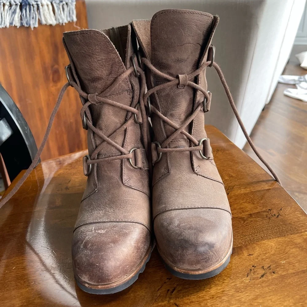 Sorel - Joan of Arctic Wedge II Boots - Picture 3 of 6